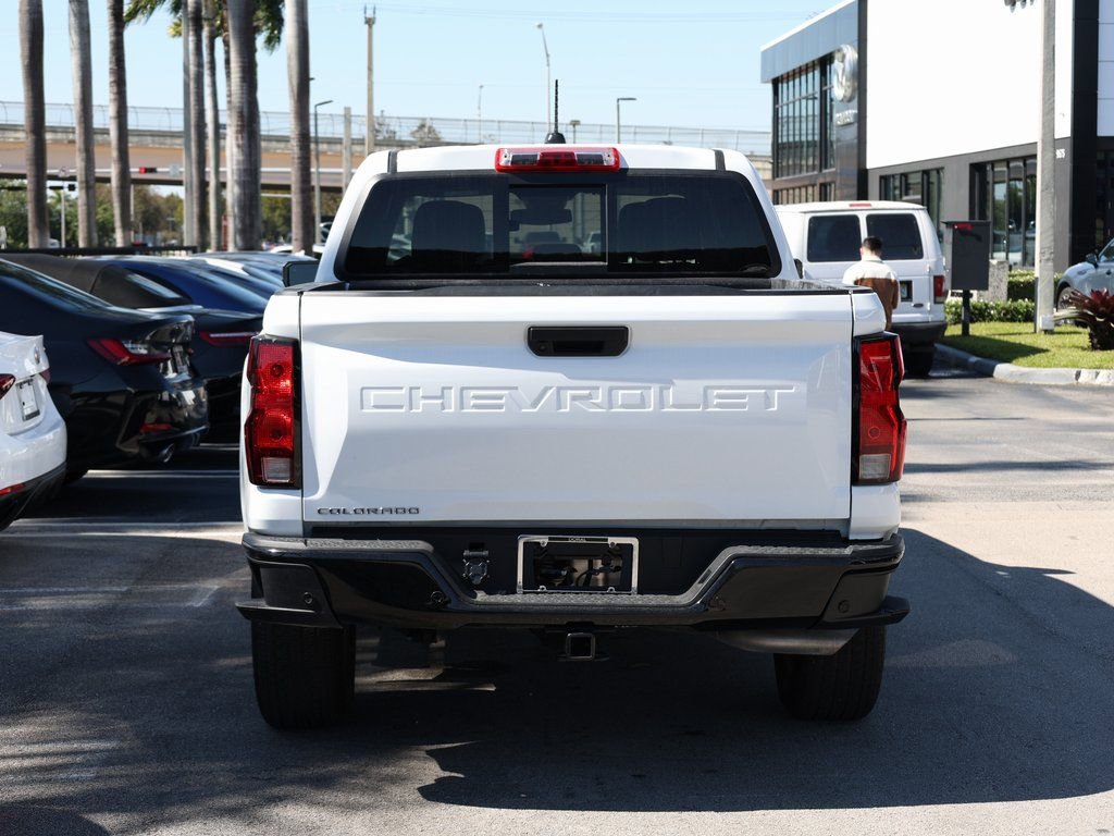 Used 2025 Chevrolet Colorado W/T image 6