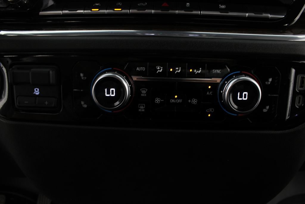 Used 2023 GMC Sierra 1500 SLE AWD/4WD image 6