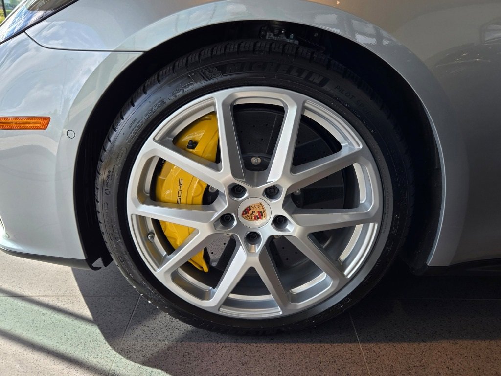 Certified 2025 Porsche Panamera GTS image 30