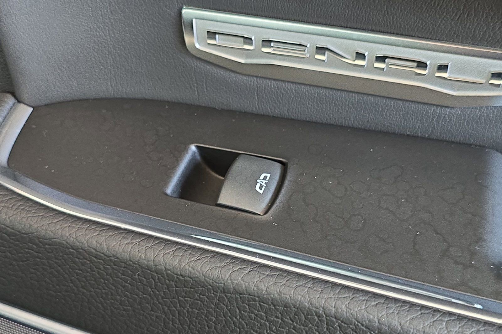 Used 2024 GMC Sierra 1500 Denali w/ Denali Reserve Package image 20