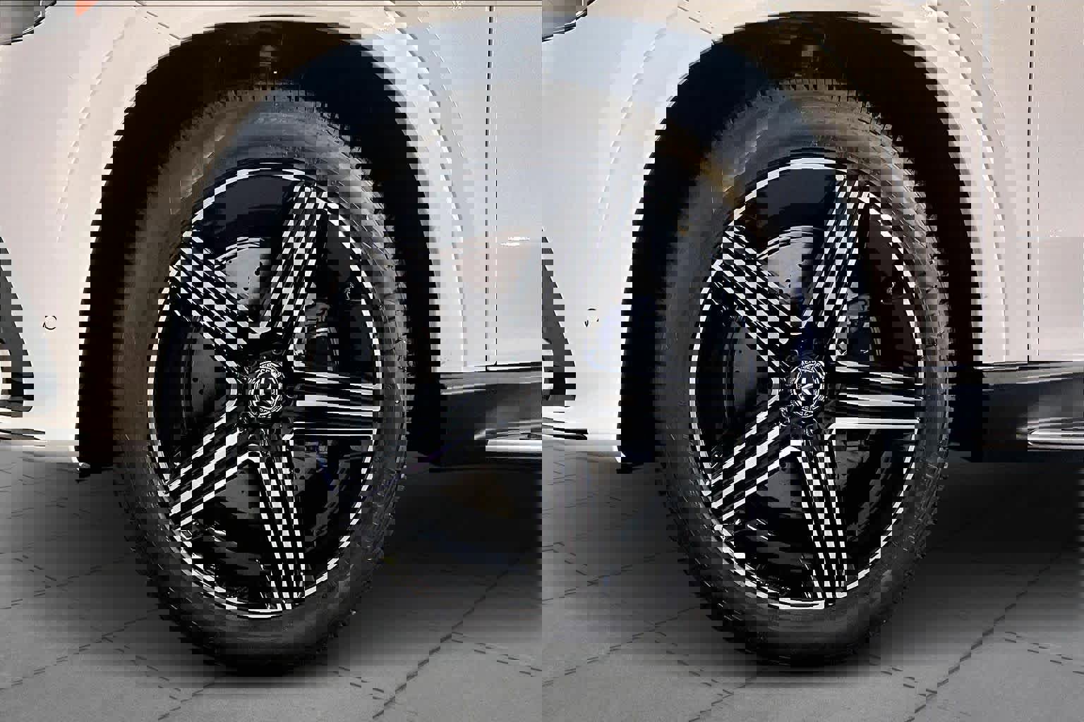 New 2026 Mercedes-Benz GLE 350 4MATIC image 17