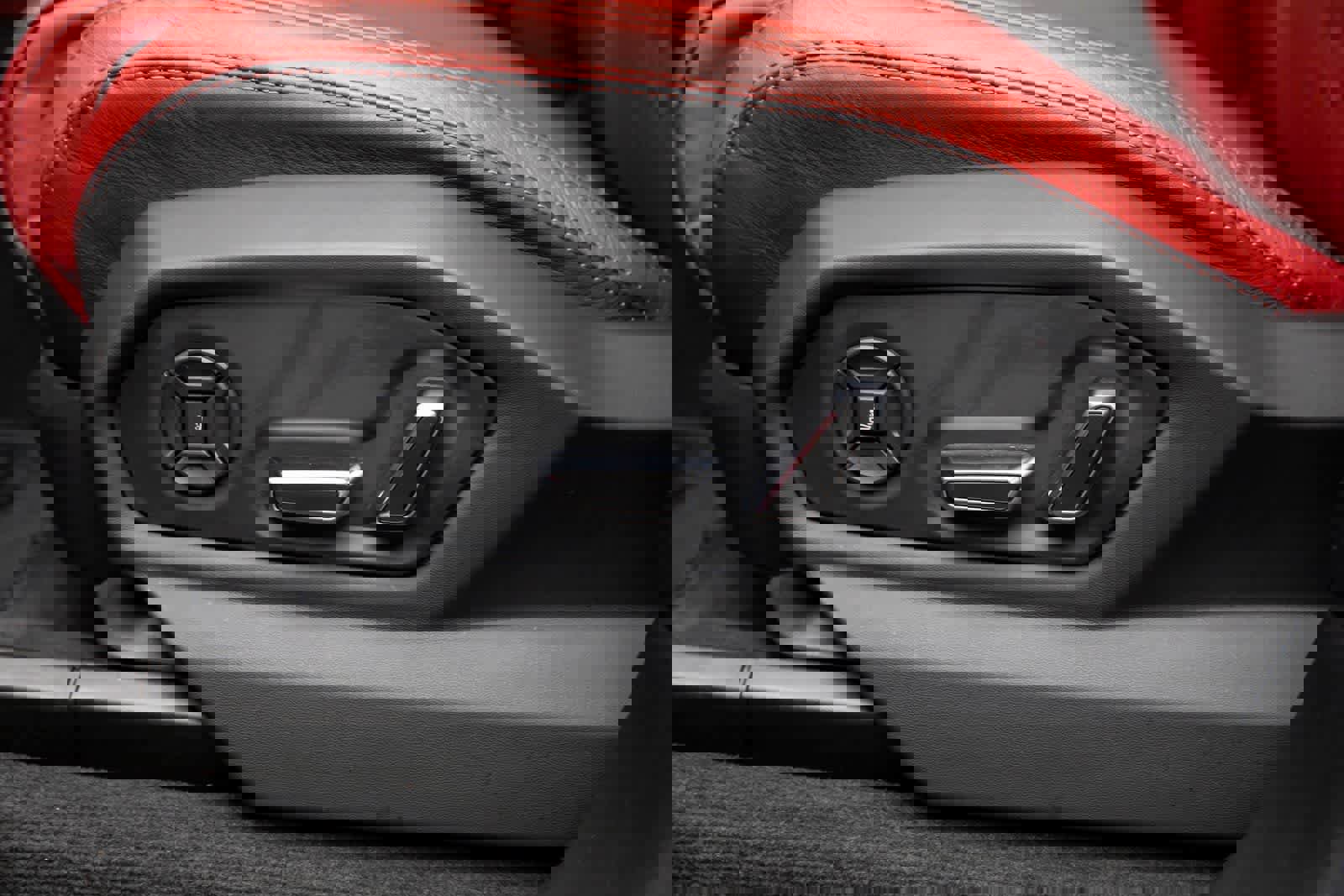 Used 2023 Lamborghini Urus S image 33