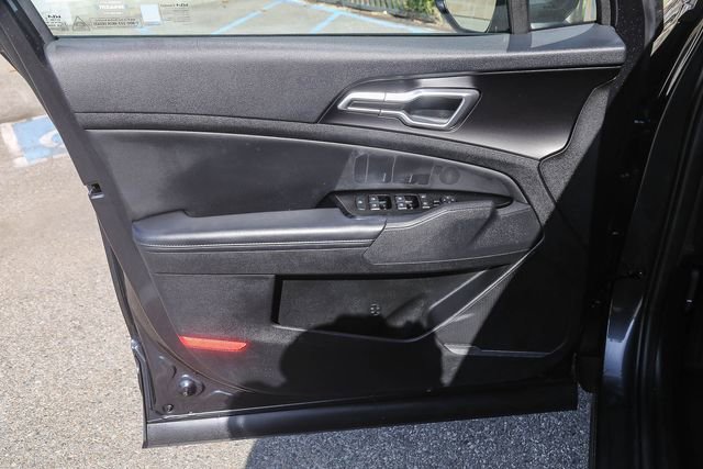 Certified 2024 Kia Sportage EX image 21