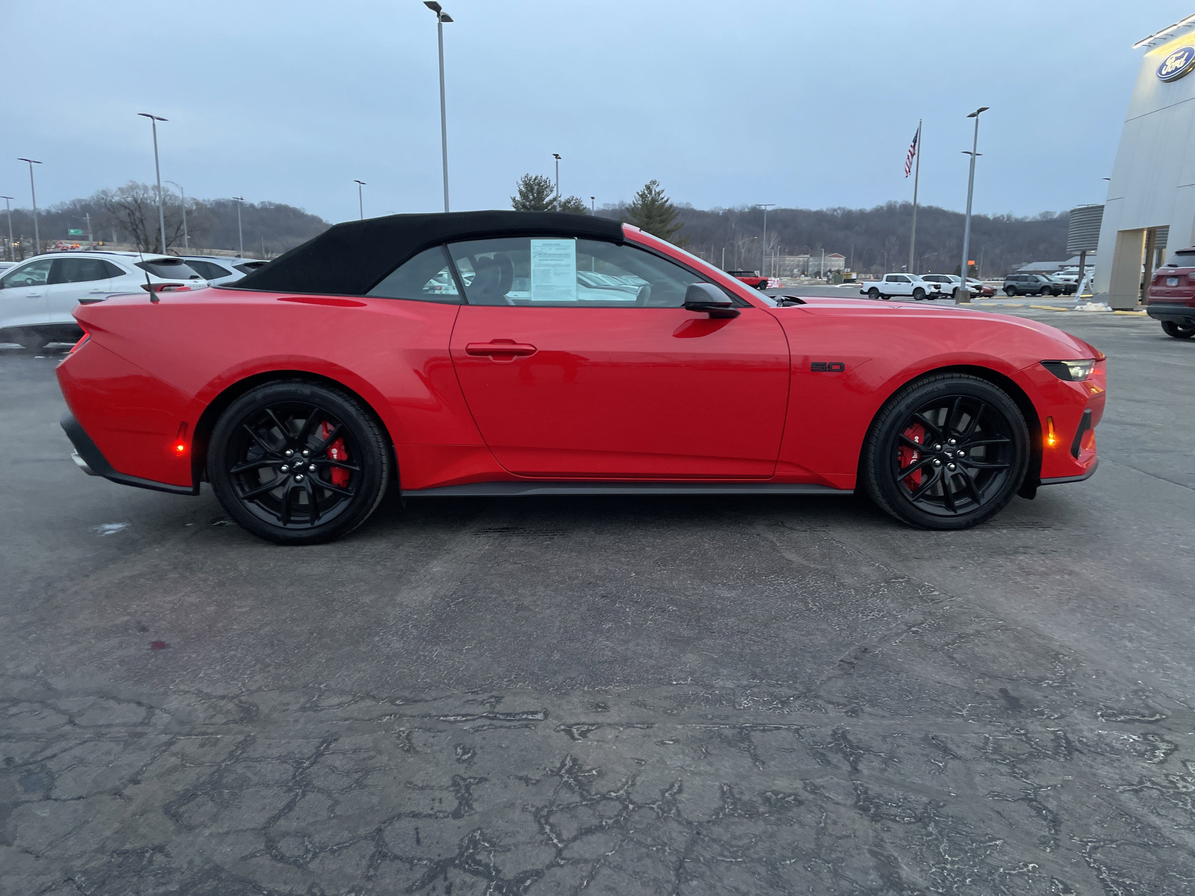 Used 2025 Ford Mustang GT Premium image 9