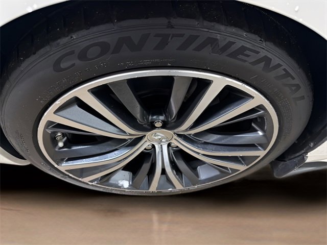 Used 2017 INFINITI Q60 w/ Premium Plus Package 3.0T image 11