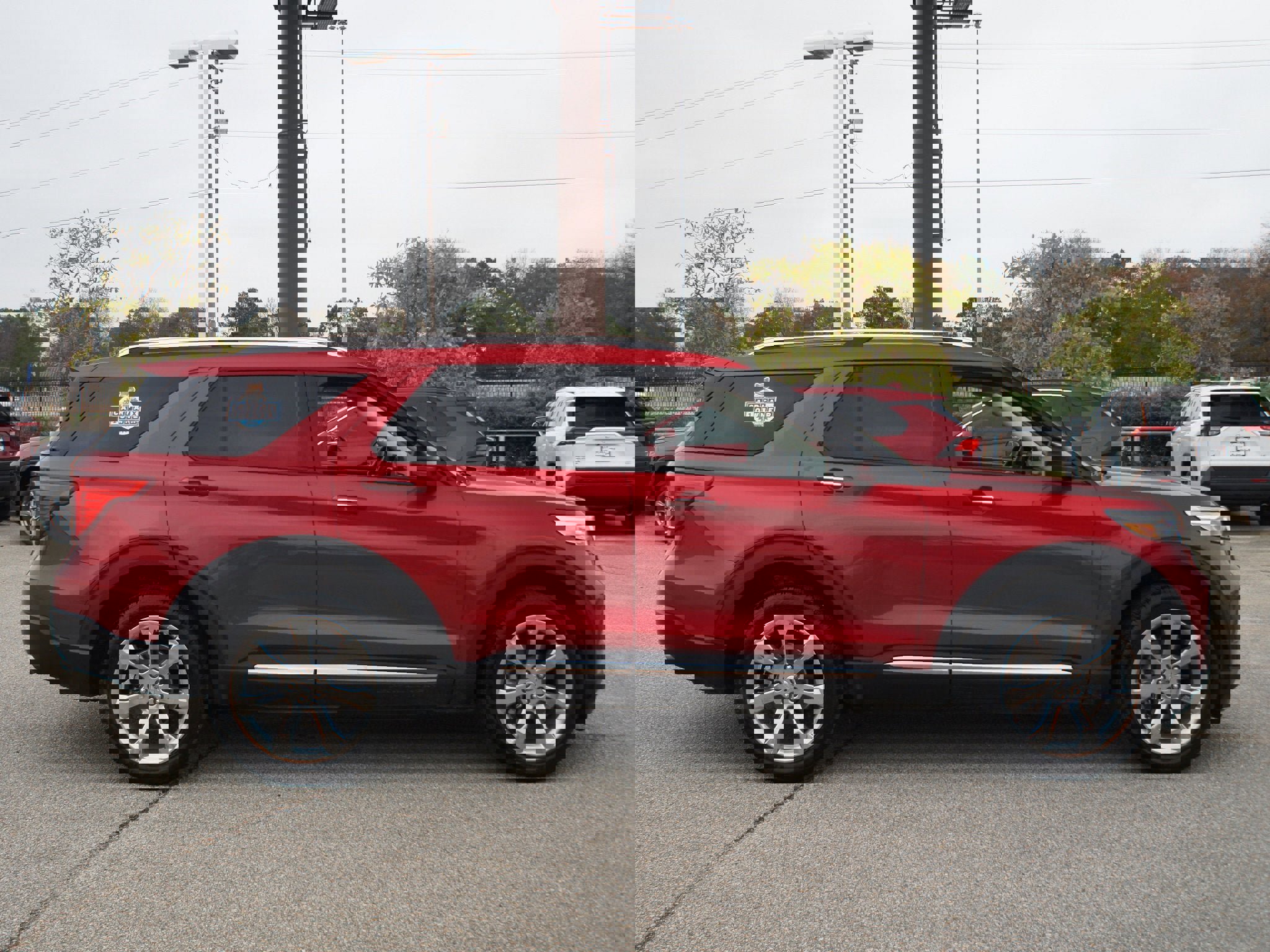 Used 2020 Ford Explorer Platinum w/ Premium Technology Package image 22