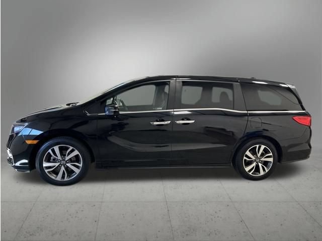 Used 2022 Honda Odyssey Touring image 2
