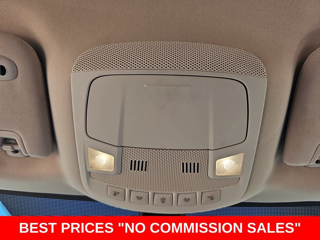 Used 2022 Ford Edge Titanium w/ Equipment Group 301A AWD/4WD image 32
