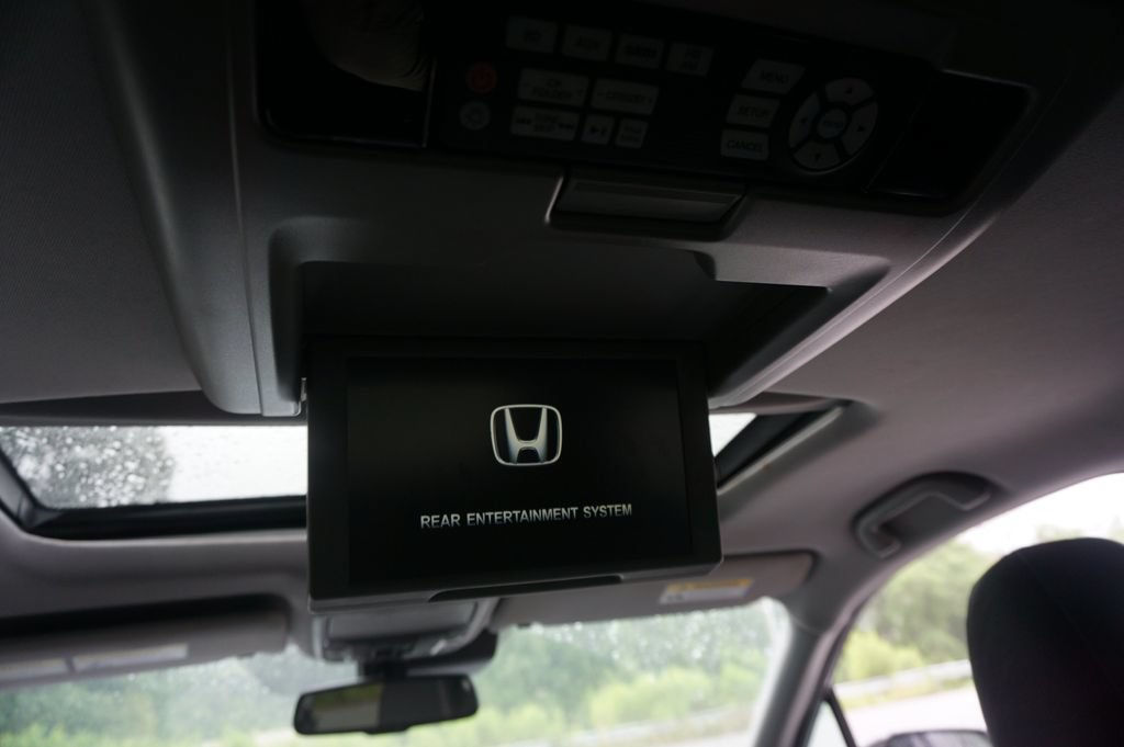 Used 2017 Honda Pilot Elite image 15