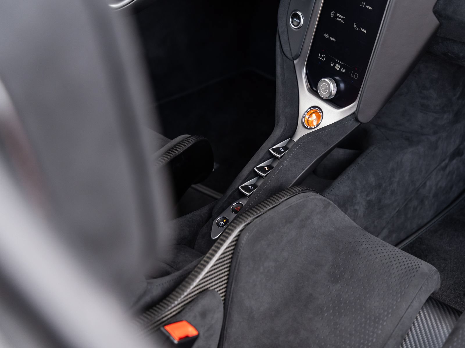 Used 2026 McLaren 750S RWD image 41