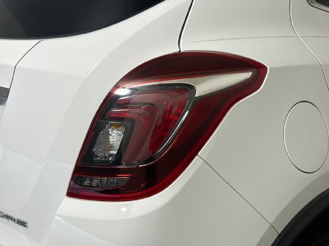 Used 2020 Buick Encore Preferred FWD image 31