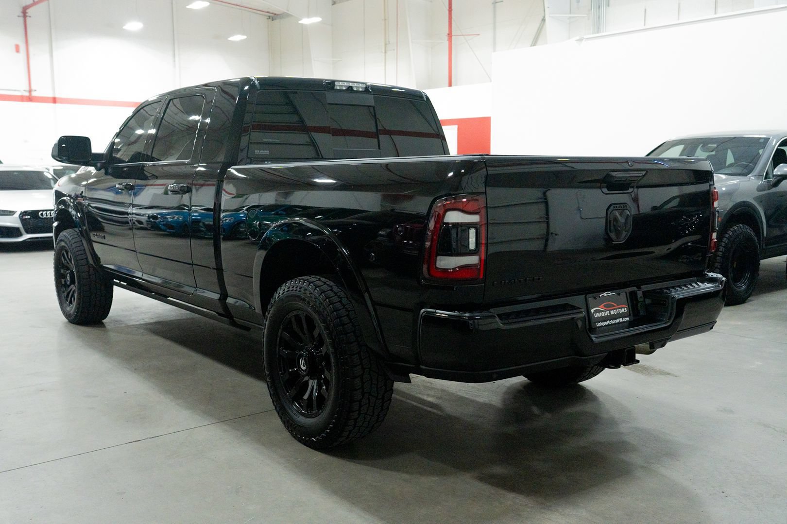Used 2020 RAM 3500 Limited AWD/4WD image 4