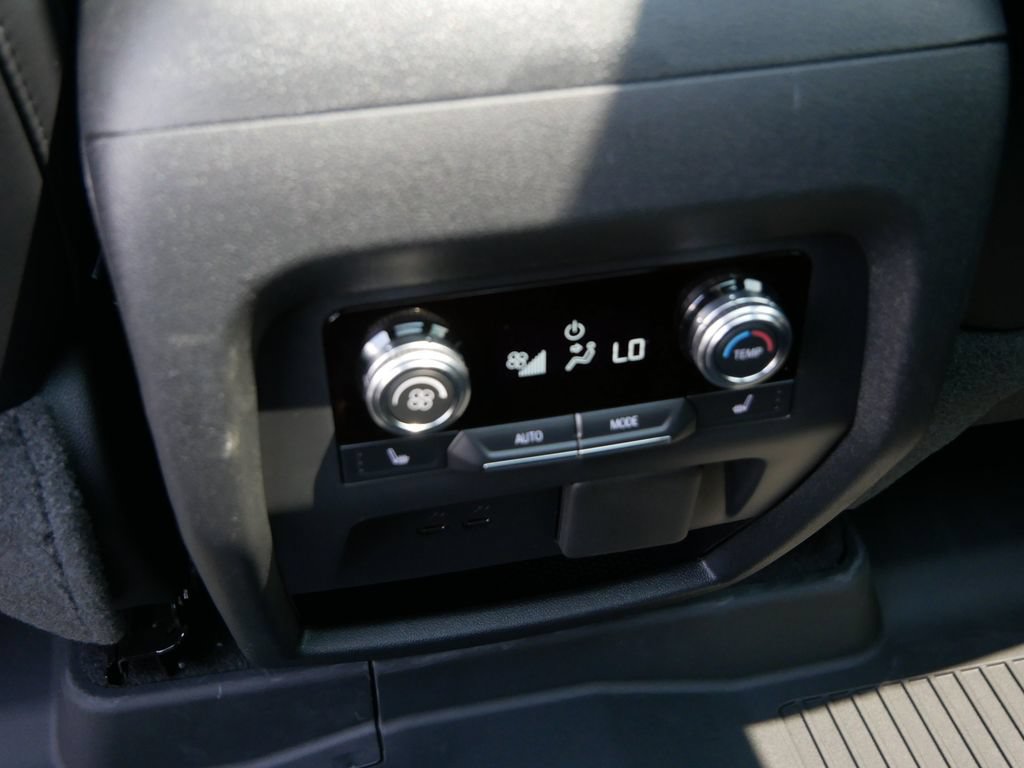 New 2026 GMC Acadia Denali w/ Super Cruise Package AWD/4WD image 9
