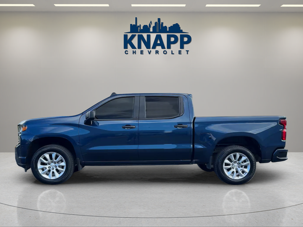 Used 2022 Chevrolet Silverado 1500 Custom RWD image 2