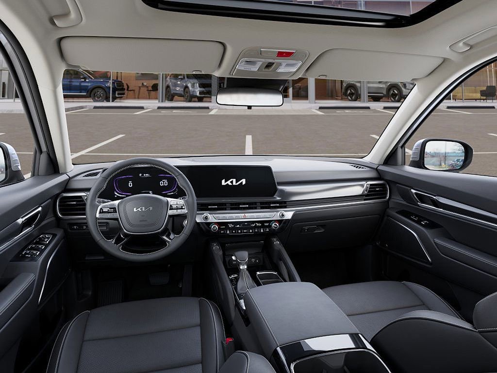 New 2025 Kia Telluride S image 14