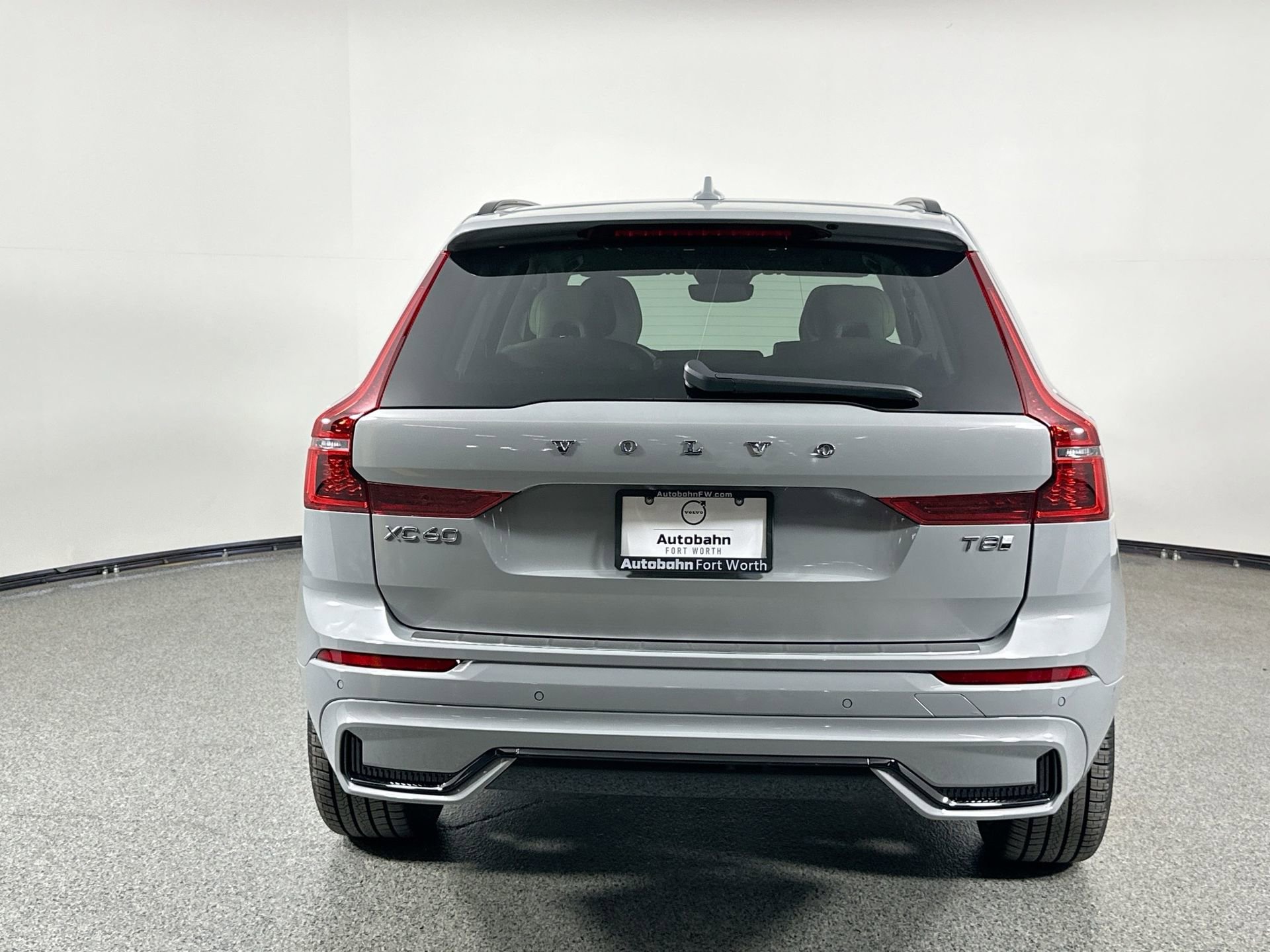 New 2026 Volvo XC60 T8 Ultra w/ Protection Package Premier image 5