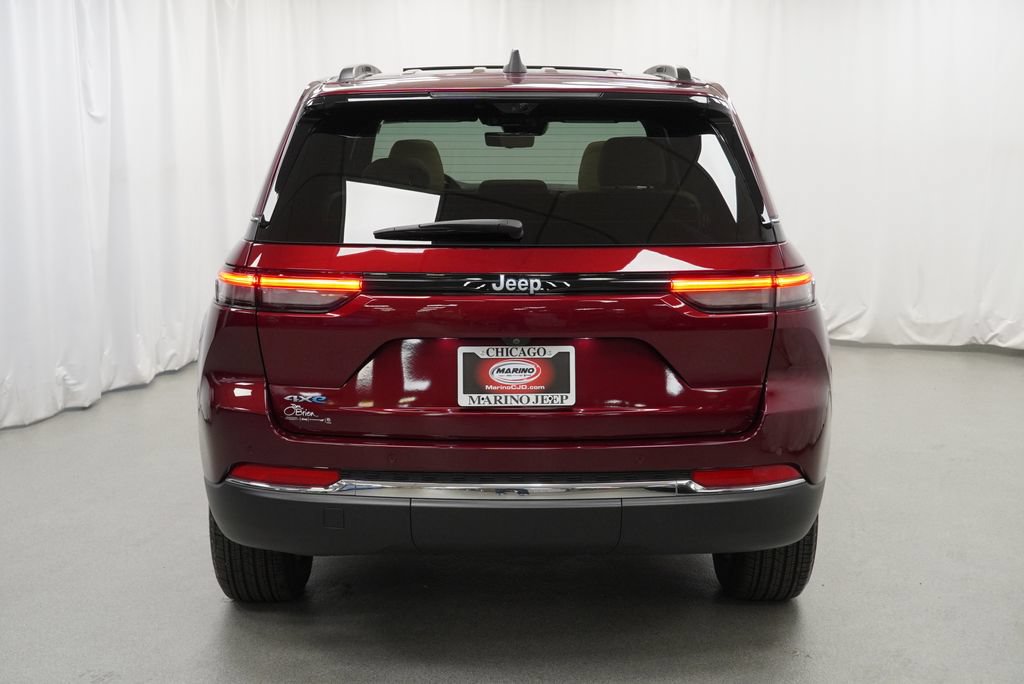 Certified 2025 Jeep Grand Cherokee Limited 4xe w/ Luxury Tech Group II AWD/4WD image 11