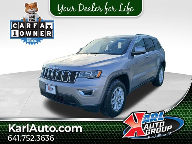 Used 2020 Jeep Grand Cherokee Laredo image 1