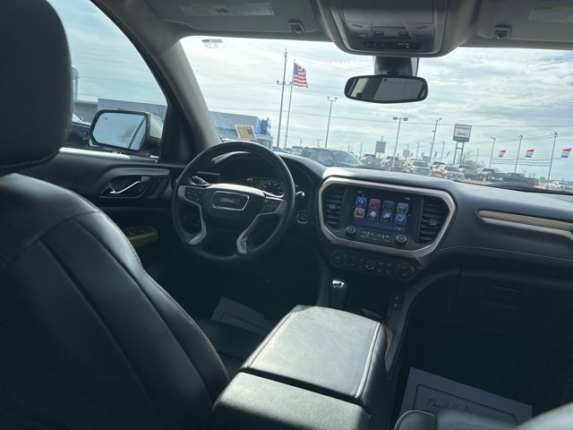 Used 2017 GMC Acadia Denali w/ Technology Package image 15