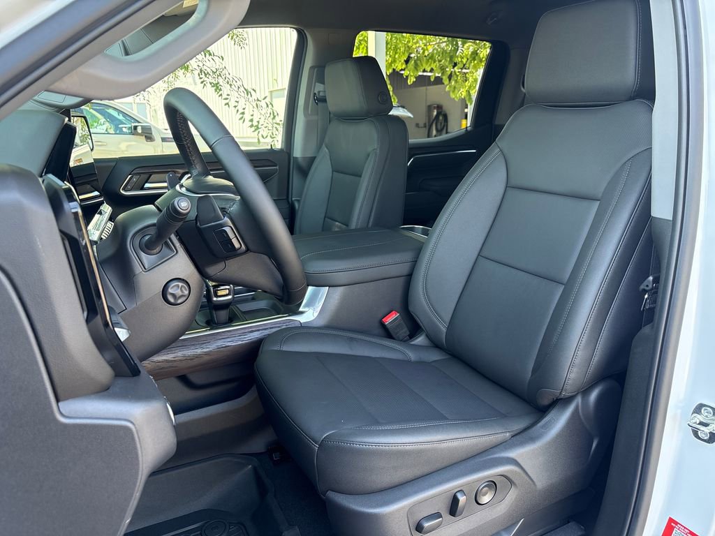 New 2026 GMC Sierra 1500 SLT w/ SLT Premium Plus Package AWD/4WD image 16