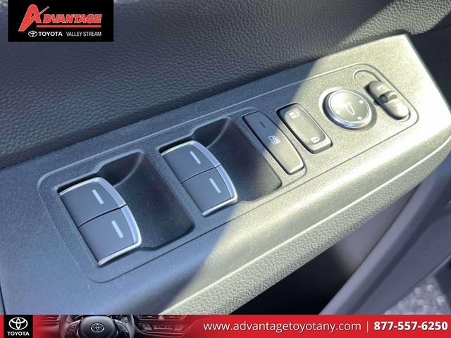 Used 2025 Honda CR-V Sport Touring image 22