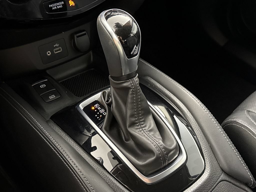Used 2020 Nissan Rogue Sport SL FWD image 21