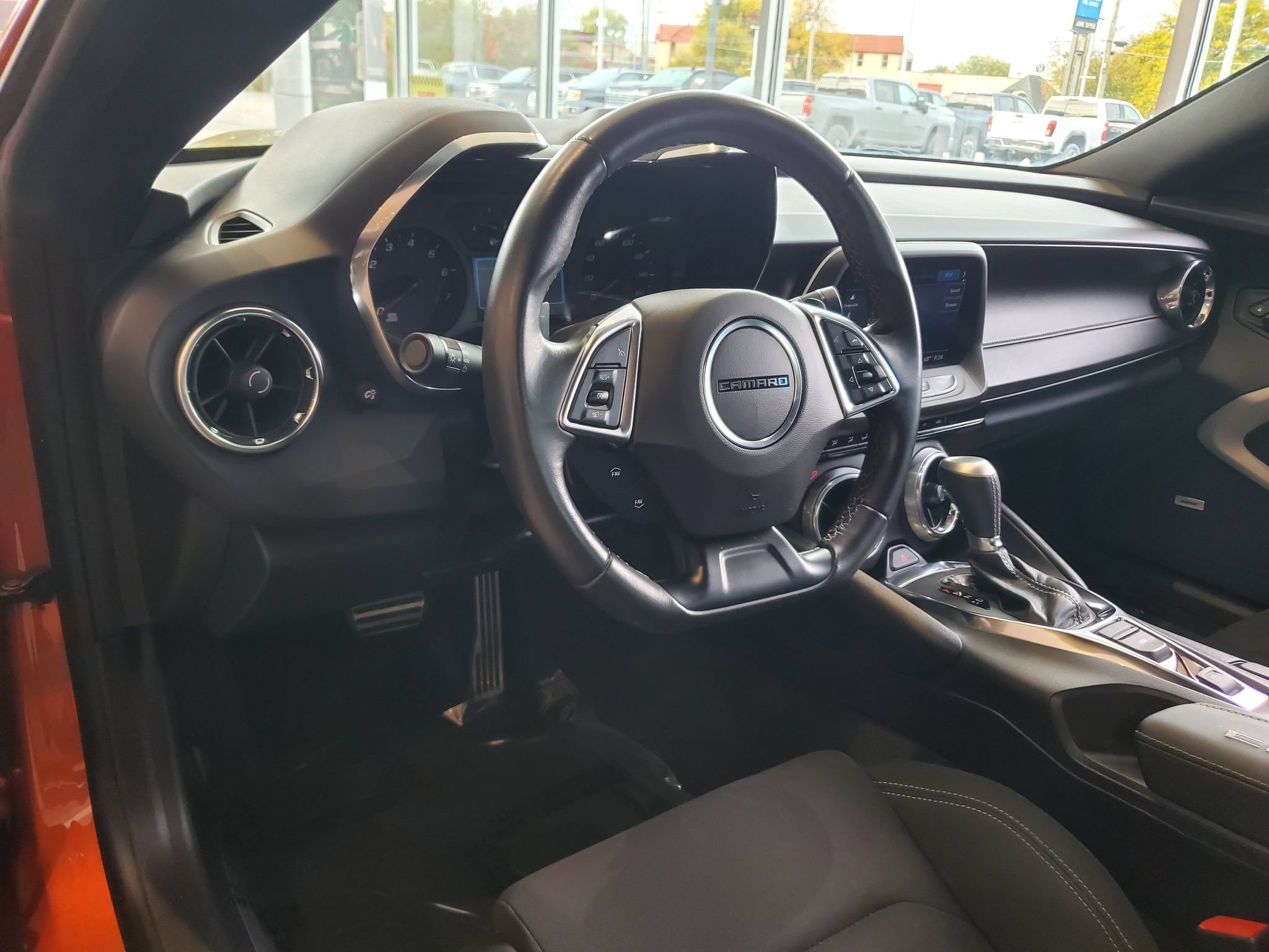 Used 2022 Chevrolet Camaro LT RWD image 16