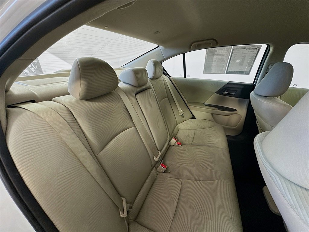 Used 2017 Honda Accord LX image 24