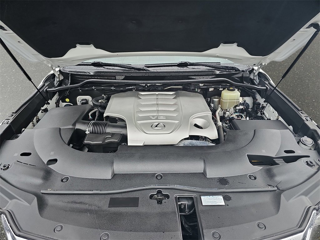 Used 2019 Lexus LX 570 4WD image 36
