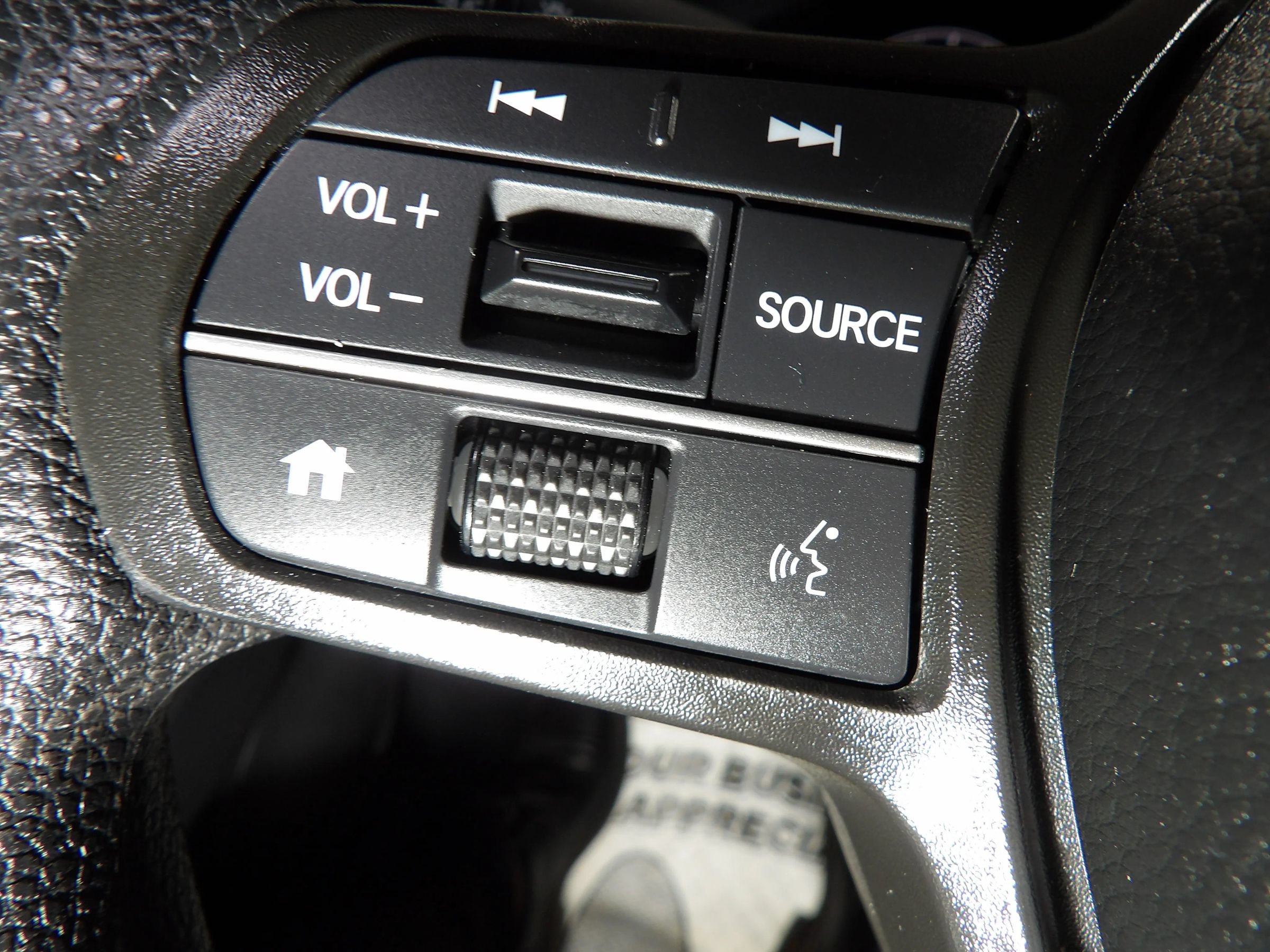 Used 2025 Honda HR-V LX image 20