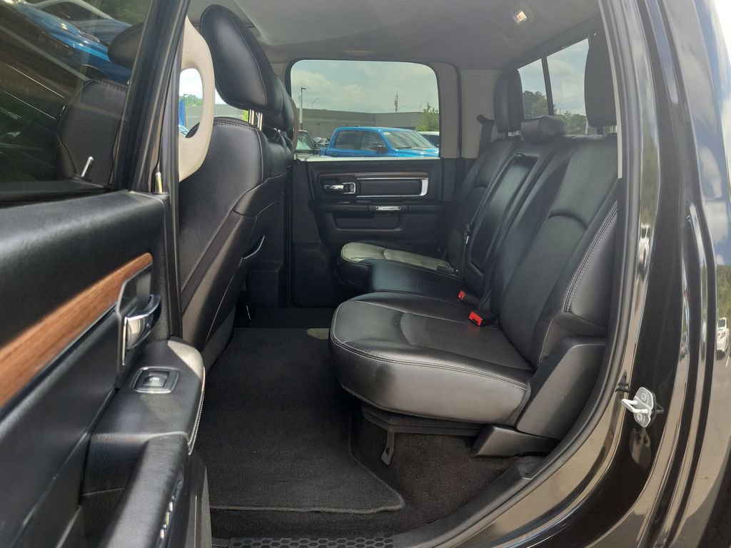 Used 2017 RAM 2500 Longhorn RWD image 32
