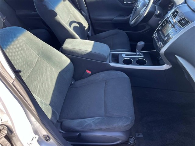 Used 2015 Nissan Altima 2.5 SV w/ Convenience Package image 24