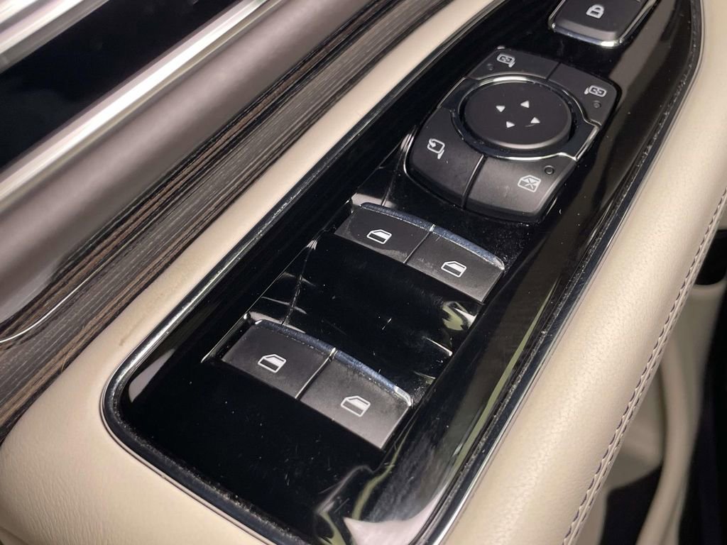 Used 2021 Lincoln Navigator Black Label AWD/4WD image 38