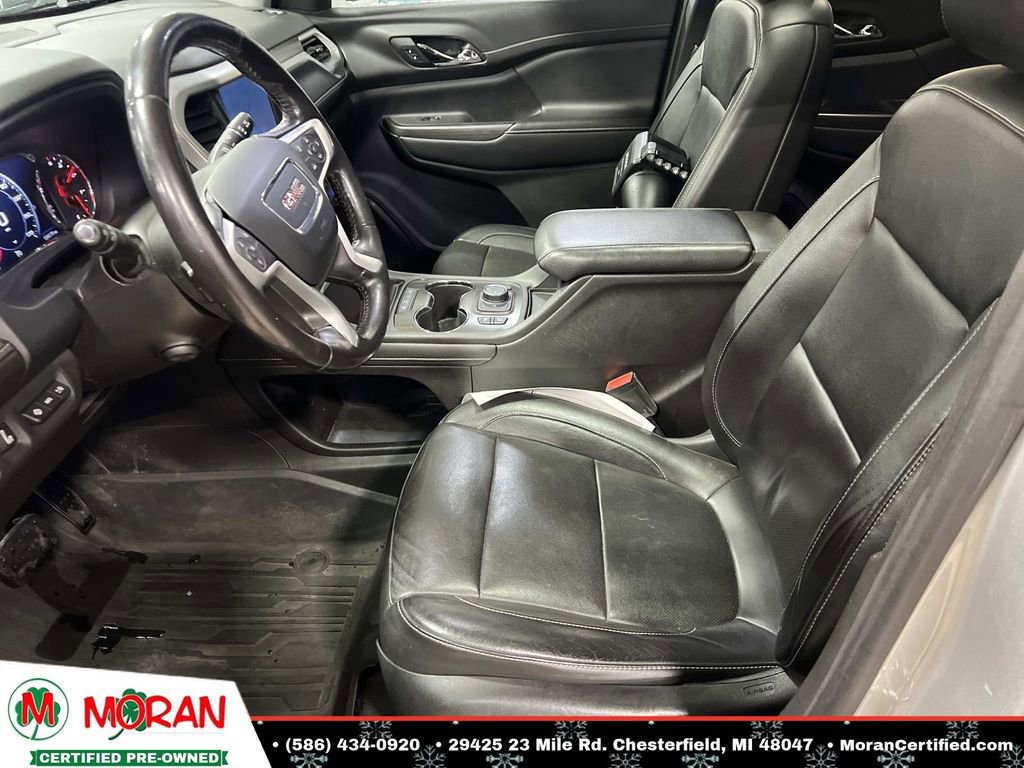 Used 2020 GMC Acadia SLT w/ Driver Alert Package II image 21