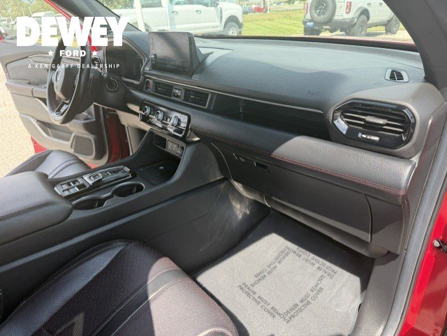 Used 2025 Honda Pilot Black Edition image 42