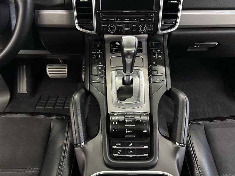 Used 2013 Porsche Cayenne GTS AWD/4WD image 17