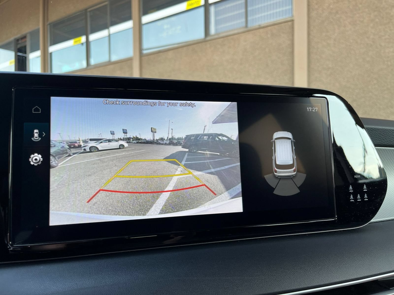 Used 2025 Hyundai Palisade SEL FWD image 26