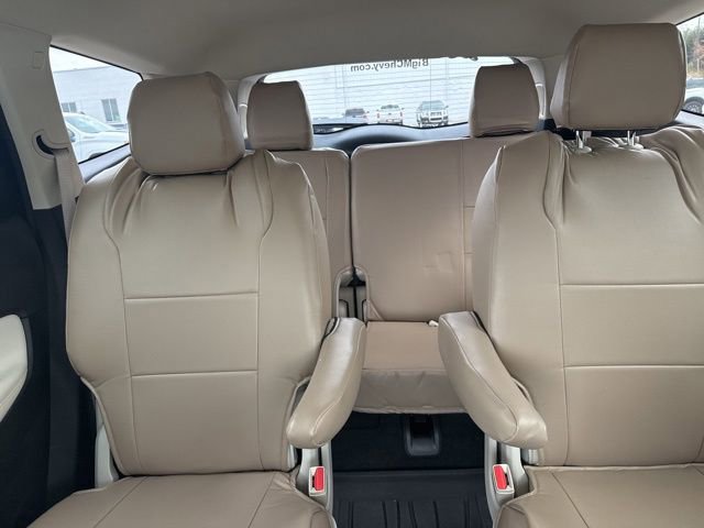 Used 2022 Buick Enclave Essence w/ Sound and Sites Package image 25