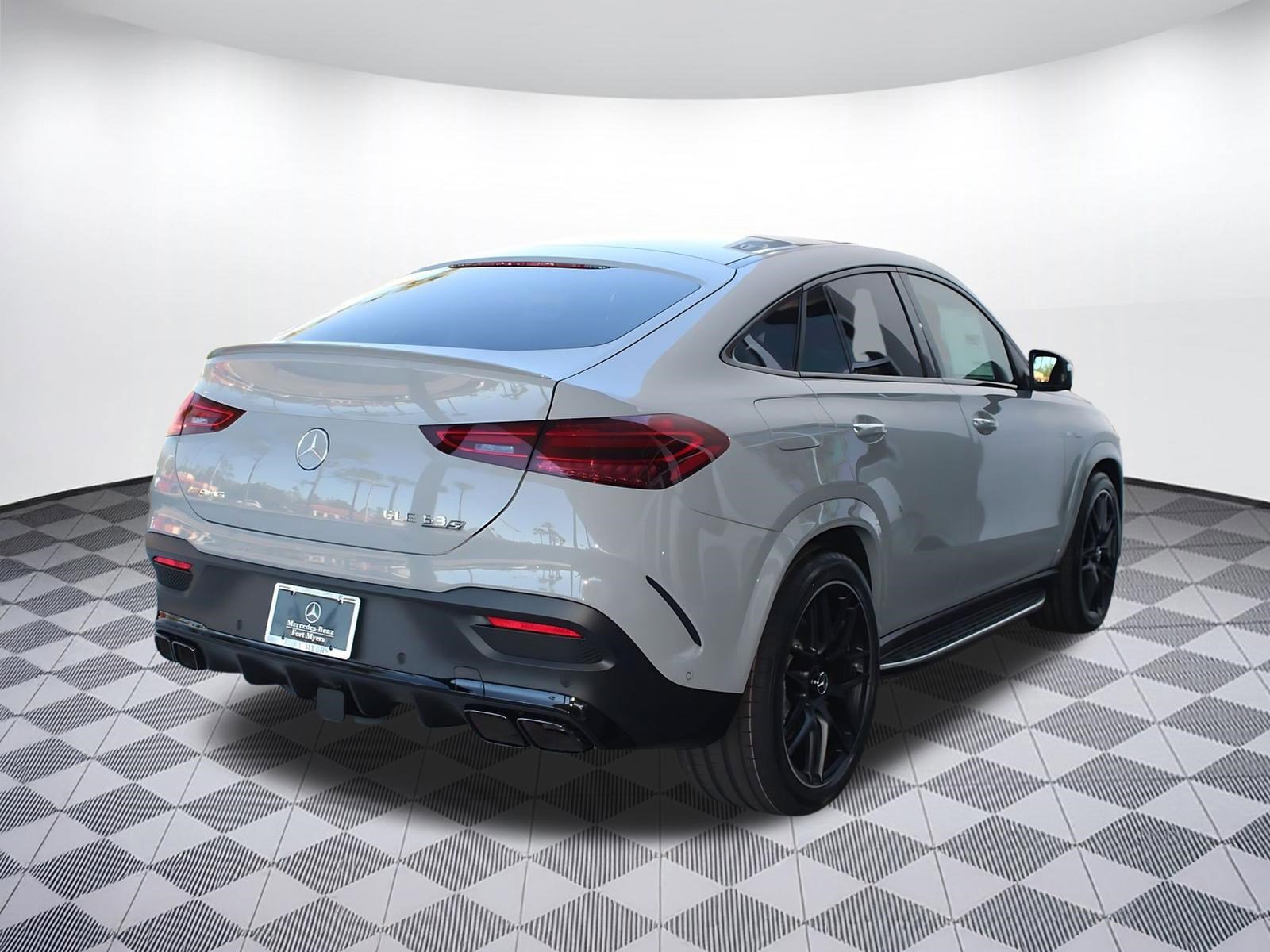 New 2026 Mercedes-Benz GLE 63 AMG S image 9
