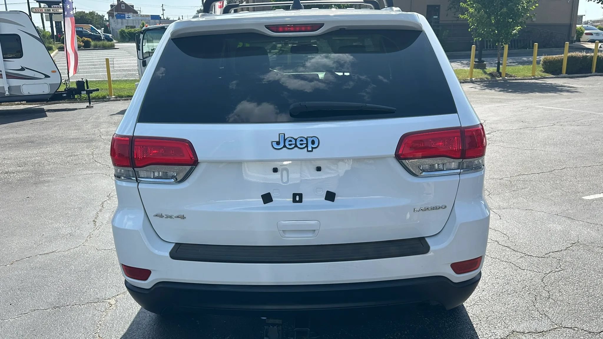 Used 2014 Jeep Grand Cherokee Laredo AWD/4WD image 6