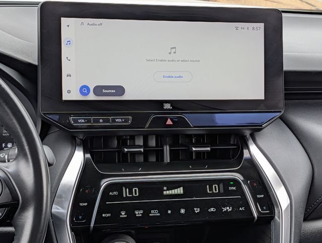 Used 2023 Toyota Venza XLE AWD/4WD image 15