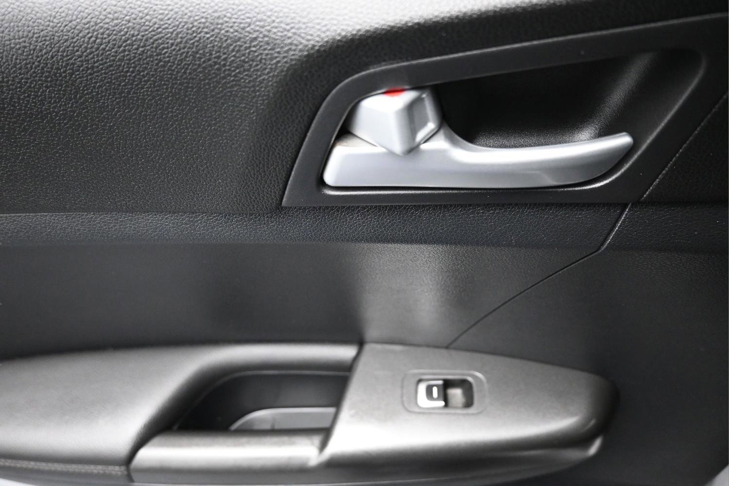 Used 2022 Kia Sportage LX image 20