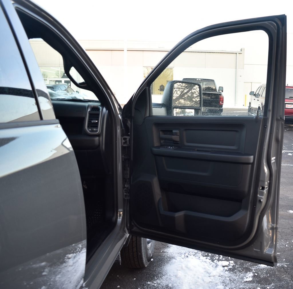 New 2026 RAM 3500 Tradesman w/ Chrome Appearance Group A image 40