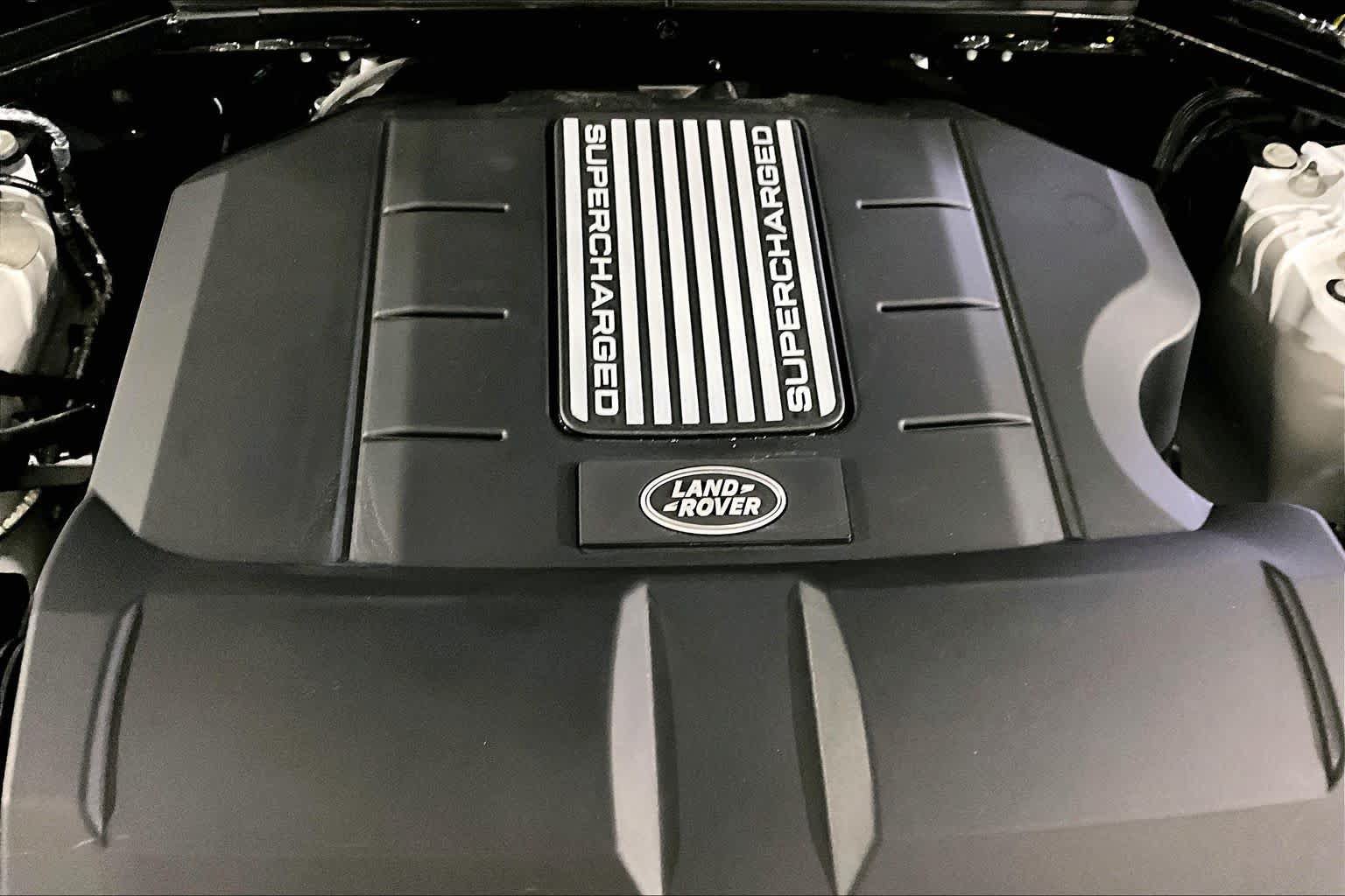 Used 2025 Land Rover Defender 110 V8 AWD/4WD image 30