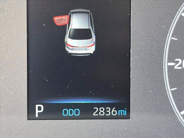 Used 2025 Toyota Corolla LE FWD image 10
