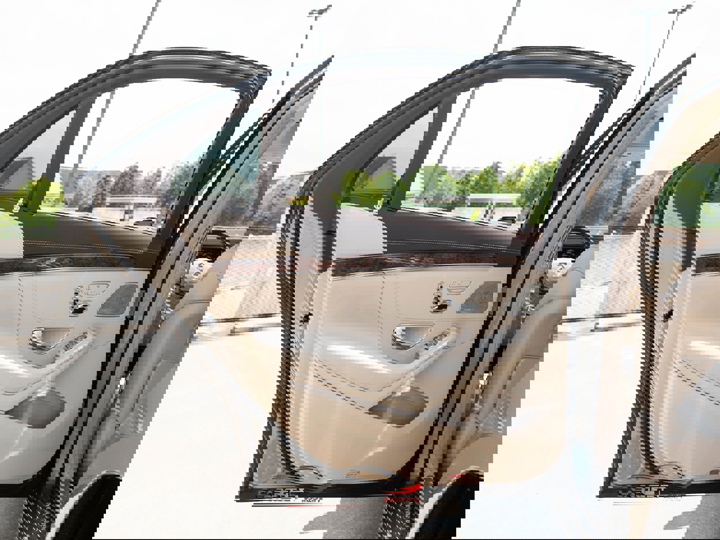 Used 2014 Mercedes-Benz S 550 Sedan w/ Premium 1 Package image 44