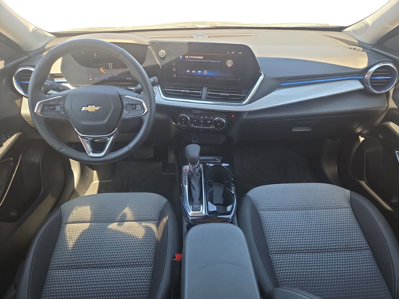 Used 2026 Chevrolet Trax LT w/ Driver Confidence Package image 9