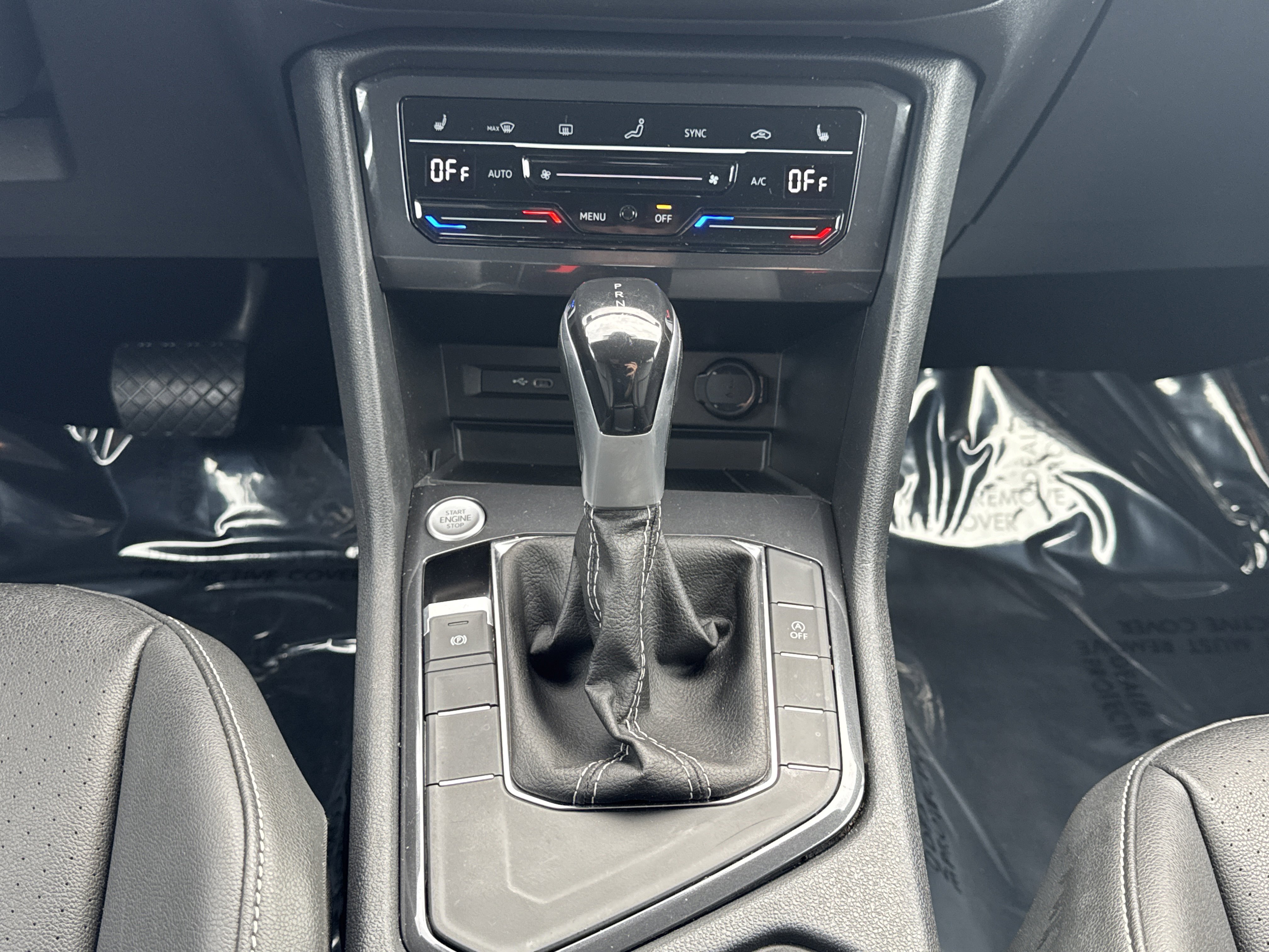 Used 2023 Volkswagen Tiguan SE FWD image 7
