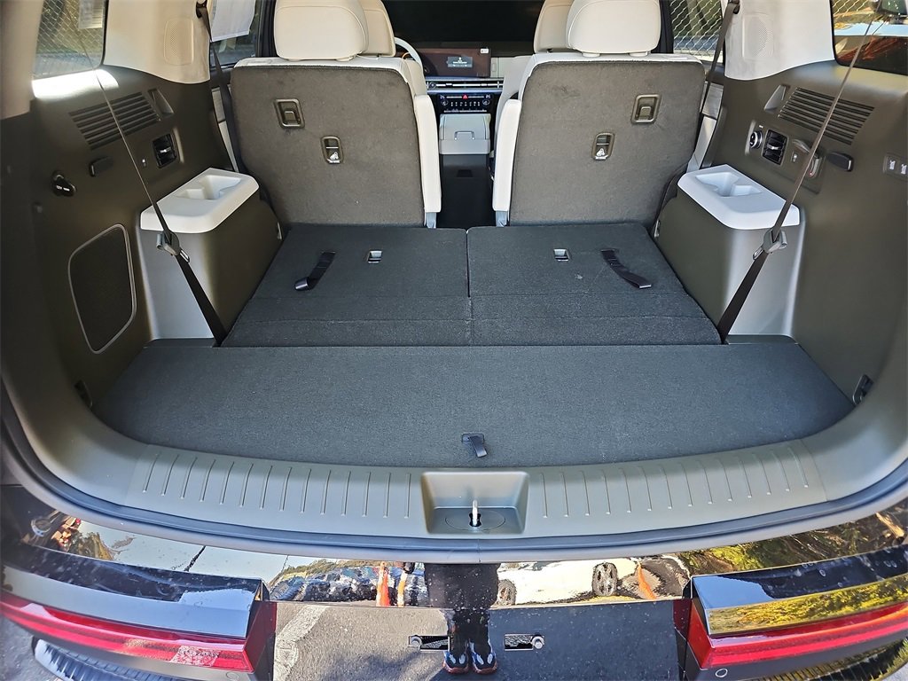 New 2025 Hyundai Santa Fe Calligraphy image 12