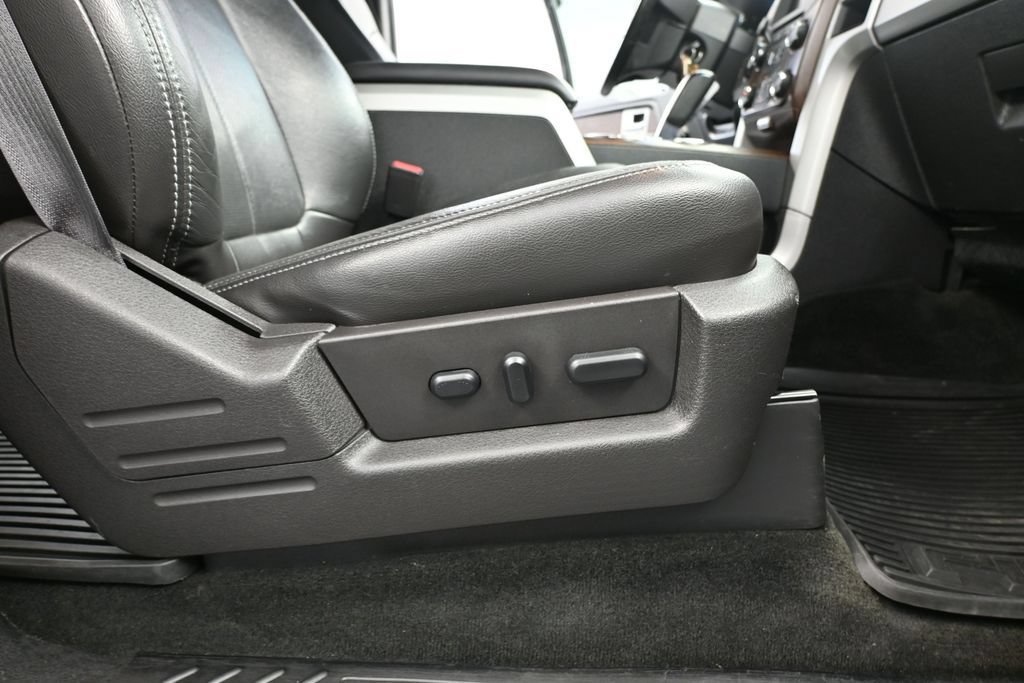 Used 2013 Ford F150 Lariat w/ Lariat Chrome Pkg AWD/4WD image 38